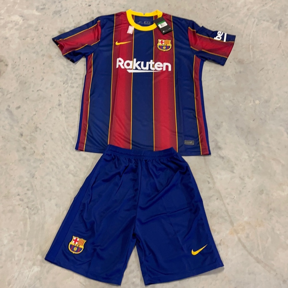 Barcelona home set size xl